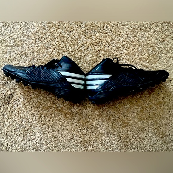 Men’s Adidas Cleats - Picture 1 of 5